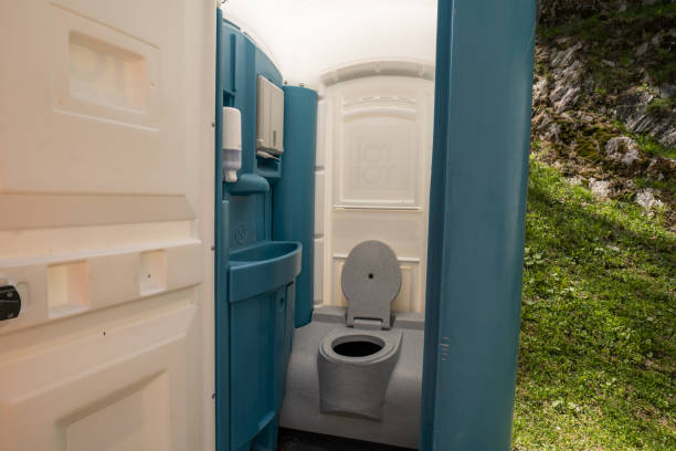 Portable Toilet Options We Offer in Glendora, CA